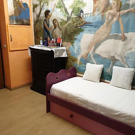 Laya Valentina Apartment