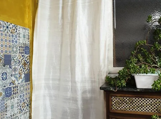 Apartment Laya Valentina Turin