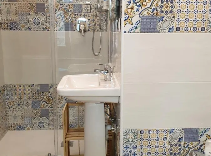 Laya Valentina Turín